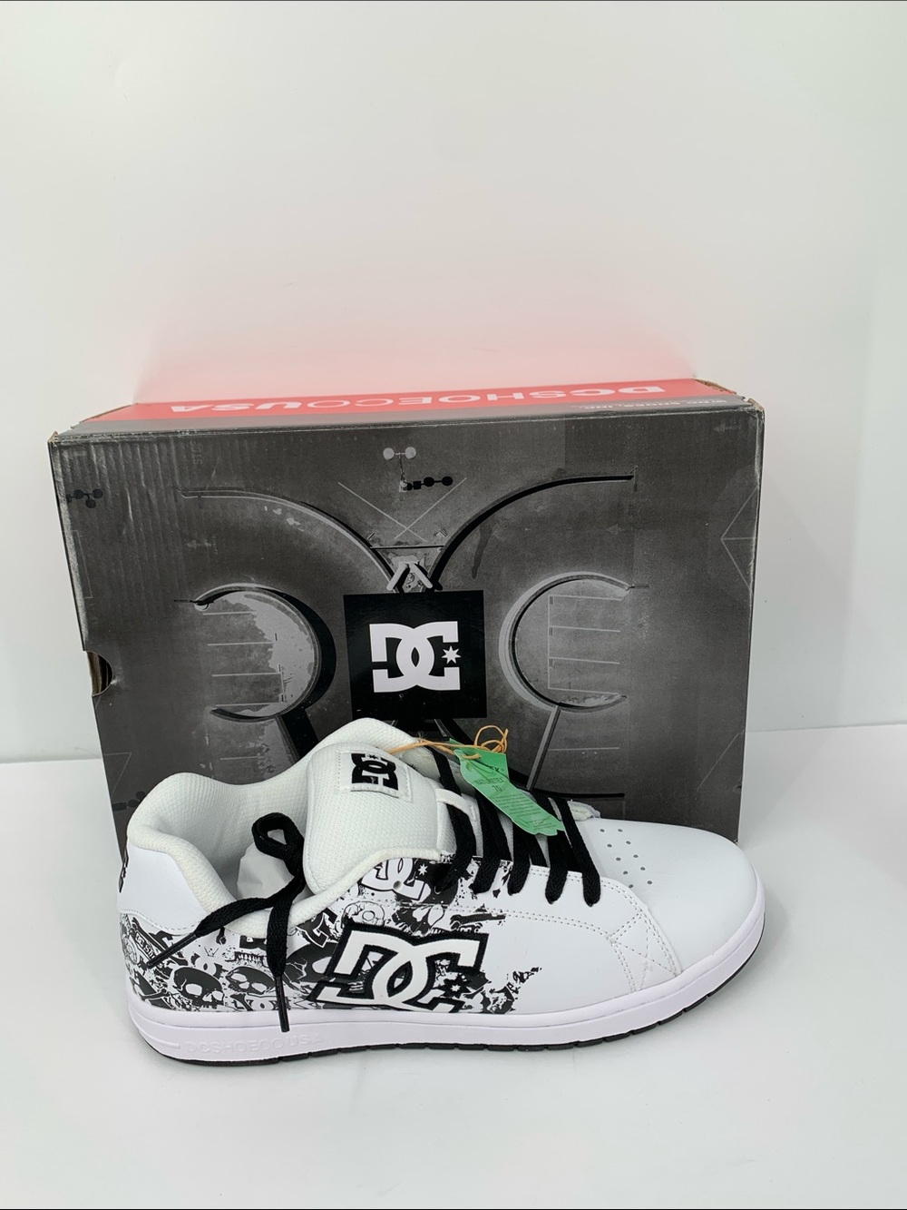 DC Gavaler low top skate shoe sneaker white black skateboard leather men new 11